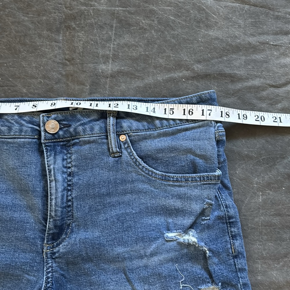 Seven Relaxed Bermuda shorts size 12 - Picture 3 of 8